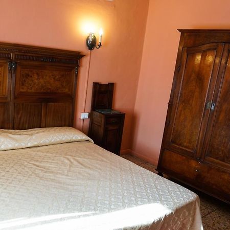 Hotel Antica Dimora Della Racchetta à Ferrare Extérieur photo