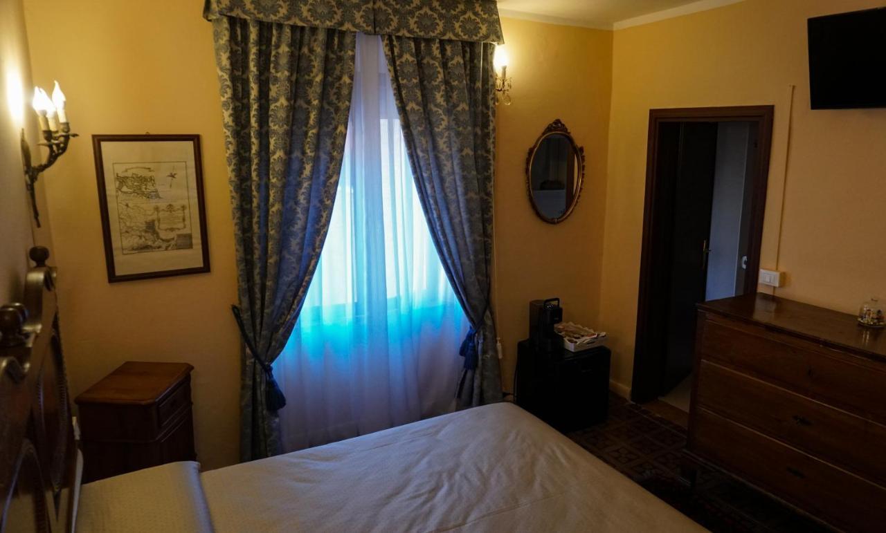 Hotel Antica Dimora Della Racchetta à Ferrare Extérieur photo